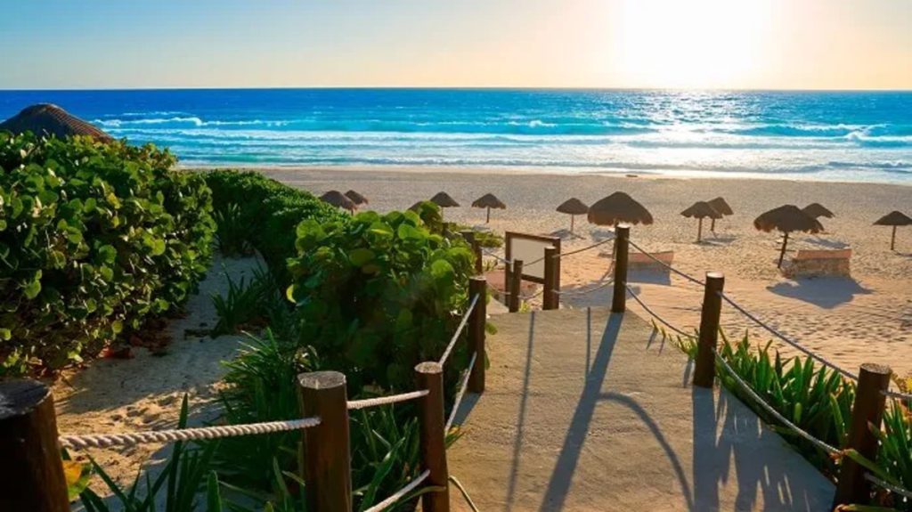 Playa Delfines, Cancún Preferred Luxury Real Estate.