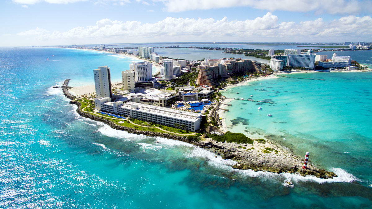Playas más bonitas para visitar en Cancún Preferred Luxury Real Estate.