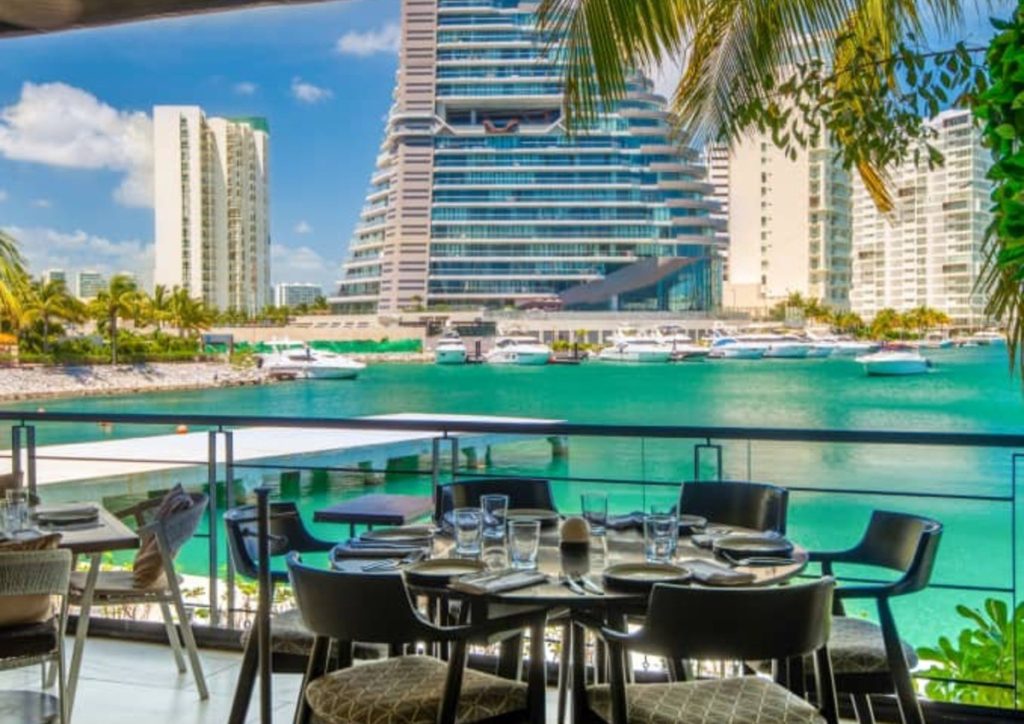 Top 10 mejores restaurantes en Puerto Cancun, Preferred Luxury Real Estate, CAO